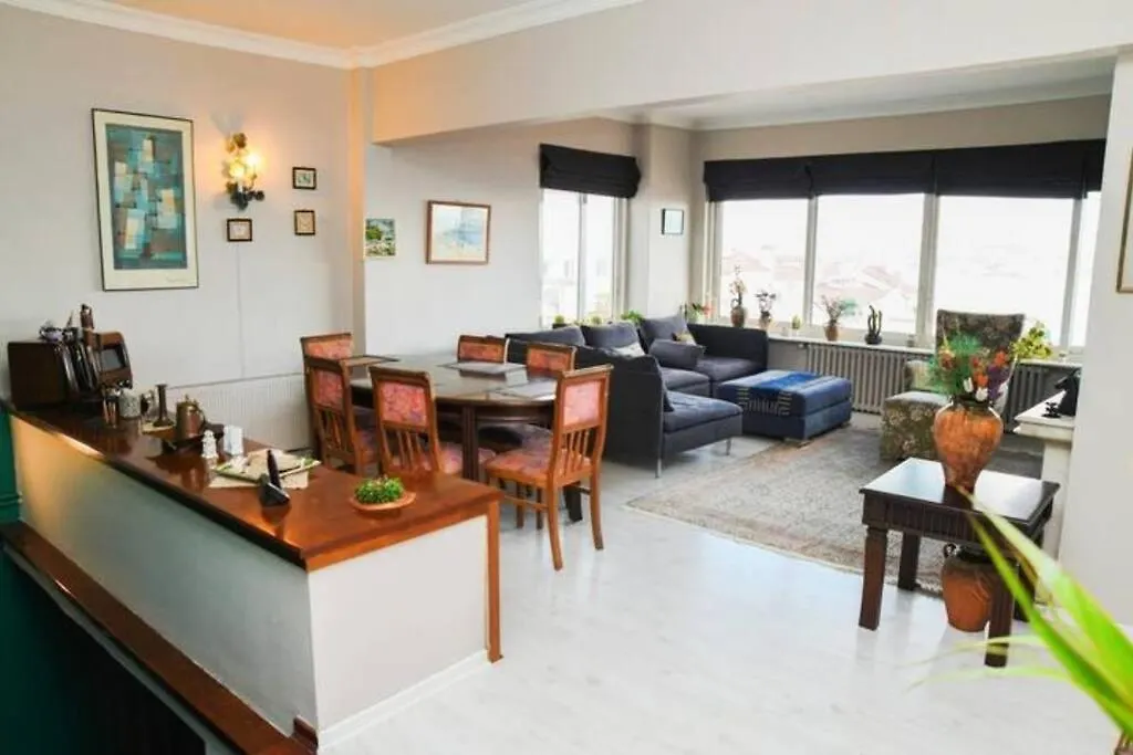 Wonder Homes- Spectacular View 6Br, 2Ba, Rooftop Istanbul Apartment